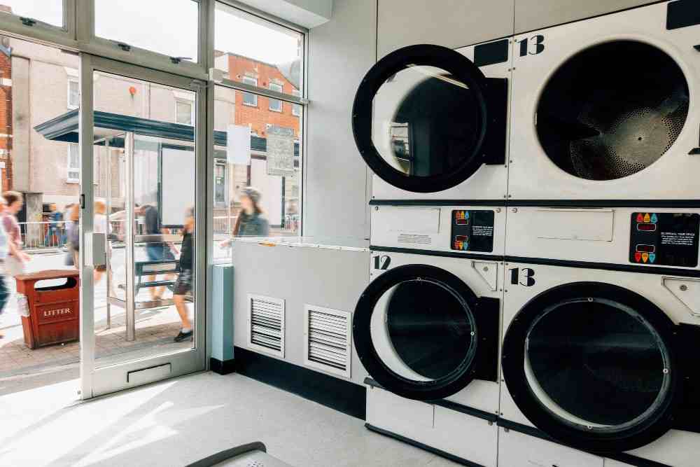 El equipamiento que necesita las lavanderías de autoservicio